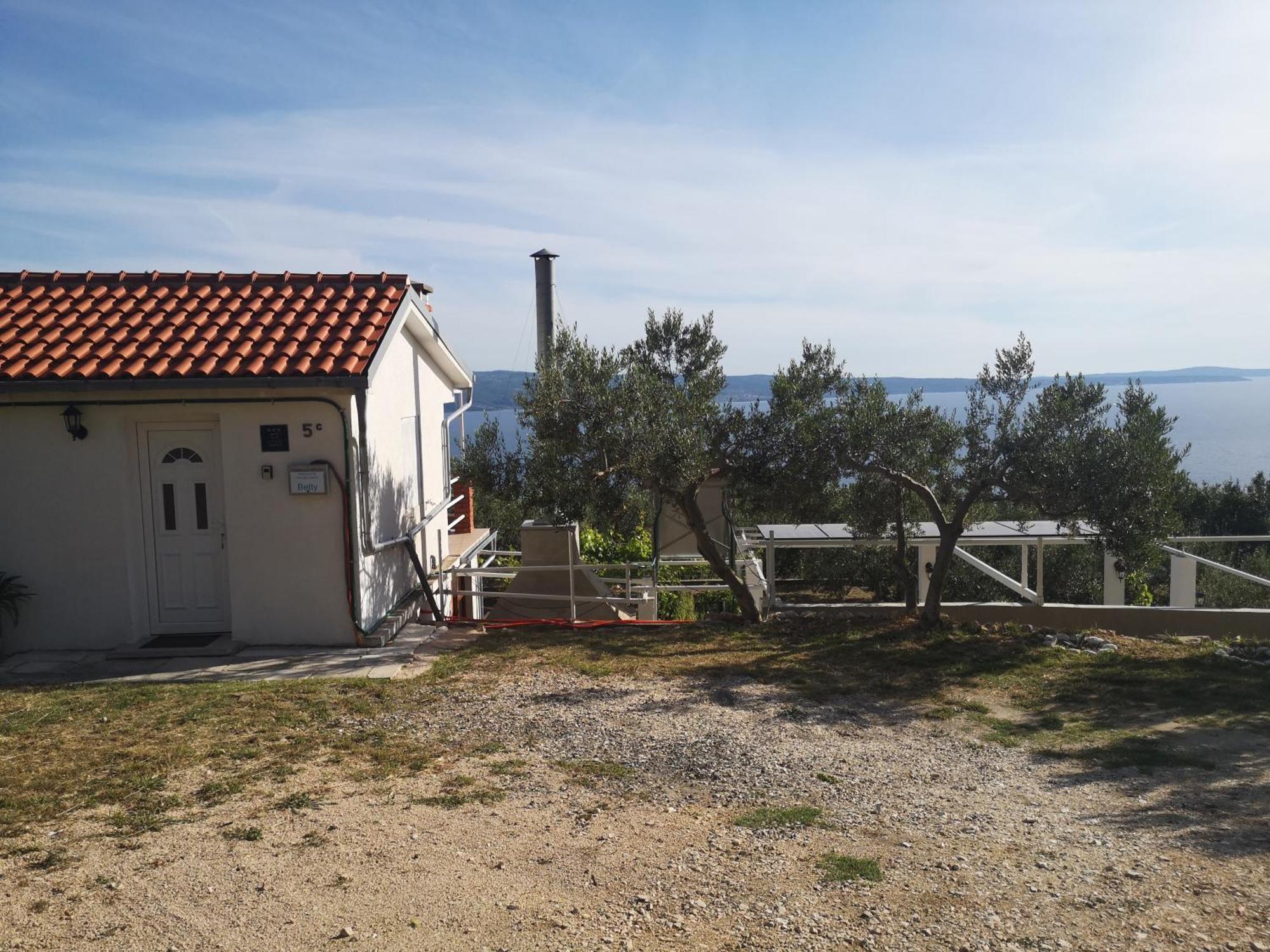 Holiday Home Betty Jesenice  Kültér fotó